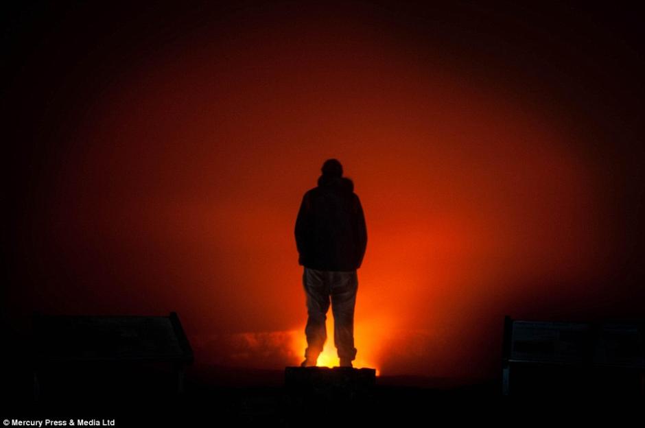 ��Ӱʦ����������һ�緢��ɽ��׳����Ƭ