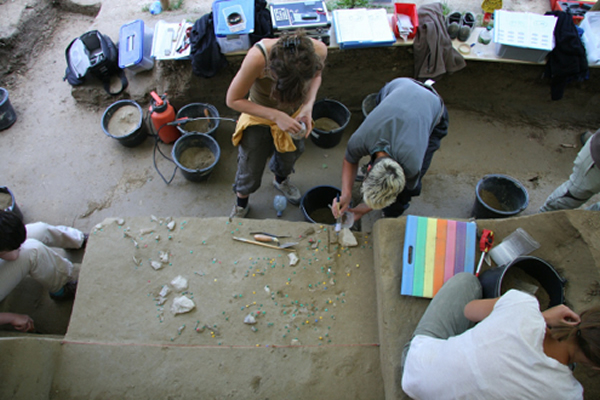 发现现代人祖先4.35万年前生活于奥地利东部维伦多尔夫地区的证据