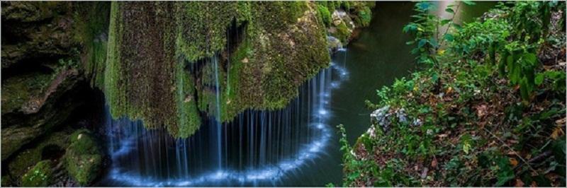 罗马尼亚哭泣的瀑布