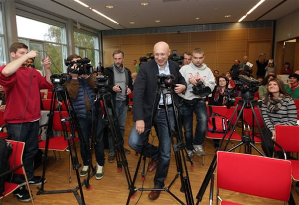 �ڶ������ܼ�����ķ�������ͻ�ƹ�ѧ��������ơ�