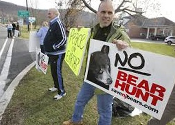 ��ʹ�������к���ɱ���¼������в����˷��Կ������ܡ�