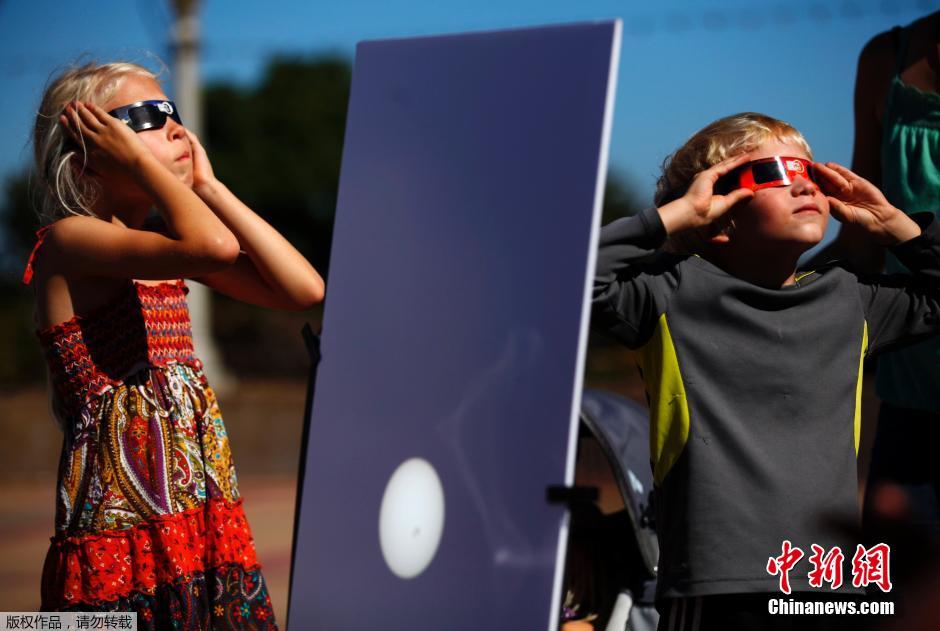 ��������ӭ��һ����ƫʳ