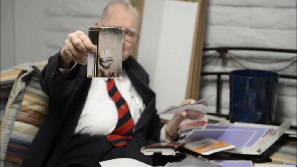 美国洛克希德马丁公司前工程临终前曝光外星人照片:18名外星人仍在51区工作