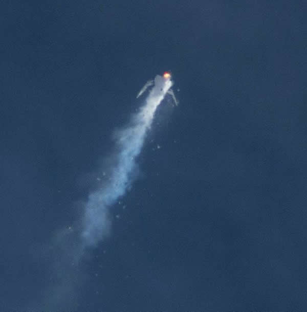 ר�ҳƵ���ά������̫�մ�׹�ٵ���ĳ�����ҵĽṹ�𻵶��������汬ը