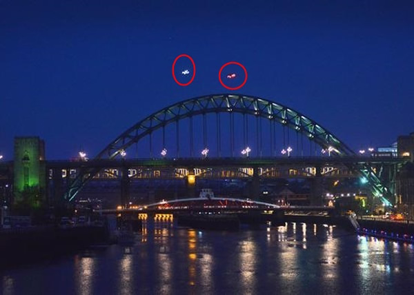 ���I���ӡ�(��Ȧ)��ҹ���зɹ�����������־���ϲ��