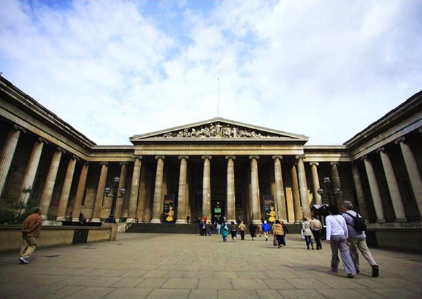 该公元一世纪的古卷,曾藏于大英博物馆。