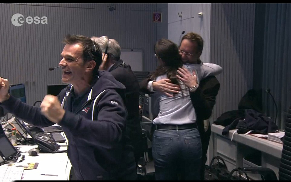 �����鹤����Ա��ף���������ɹ���½��