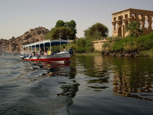 ̽��������������������Ϊλ�����޺ӵĵ��졣