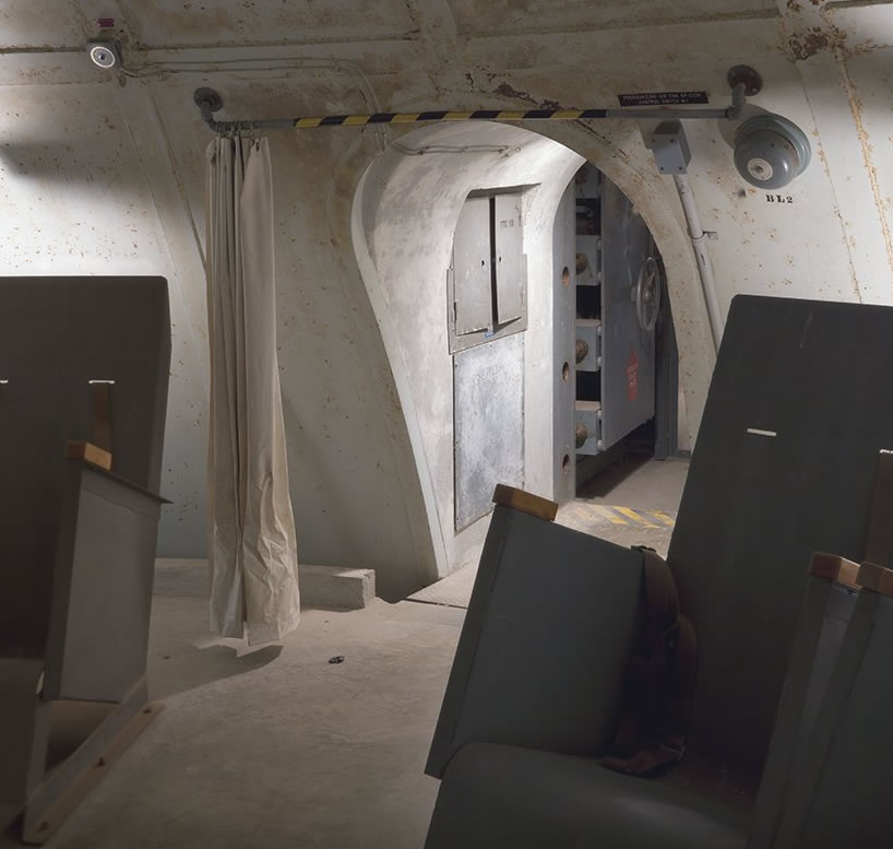 米勒希望观众可以问许多问题,包括为何在数次成功登月后公众对太空计划失去兴趣?当被问及其所作所为是否足以挽救这些设施避免被废弃或腐蚀后,米勒解释说,他当然希望能采