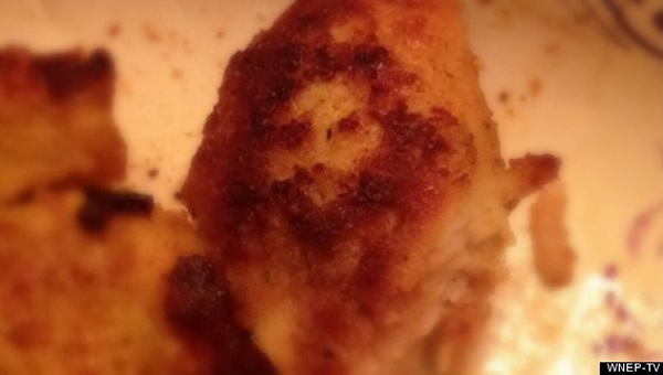 美国男子在鸡肉上意外发现“耶稣”图案