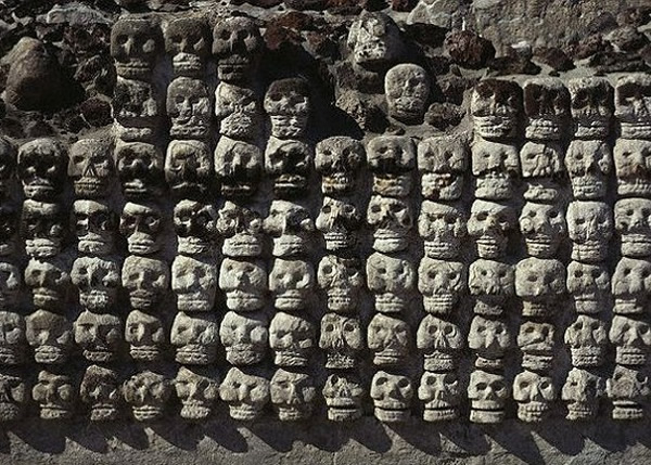 阿兹特克人经常使用骷髅骨作祭祀用途。