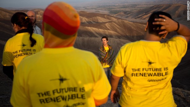 绿色和平组织在世界文化遗产“纳兹卡线”(Nazca Lines)铺设标语惹非议