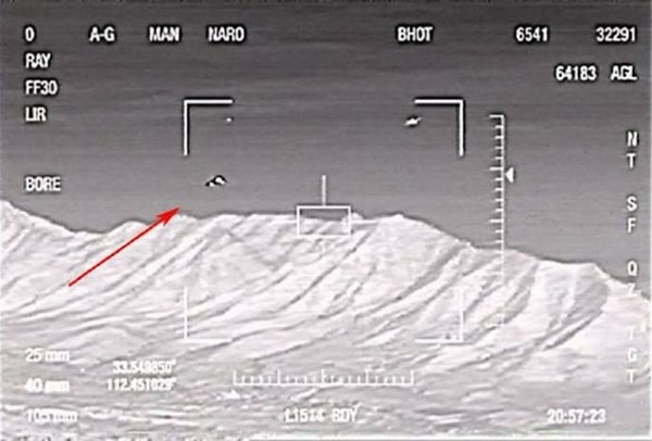 1997年3月13日美国凤凰城:美军战机追逐UFO?