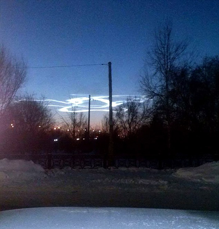 ���ڻ������������ʲô�������µĹ켣��������״���޹��򣬲�̫�����Ƿɻ����µġ�