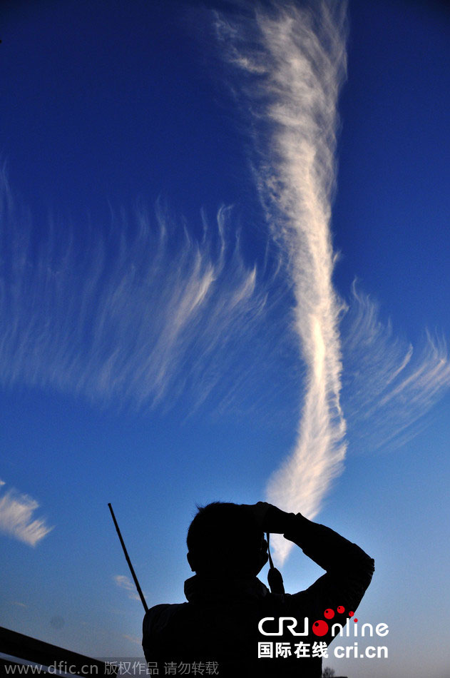 �ݺ����Ҽ���Ȼ��������ճ������ƺھ�����ë��״���ƶ�