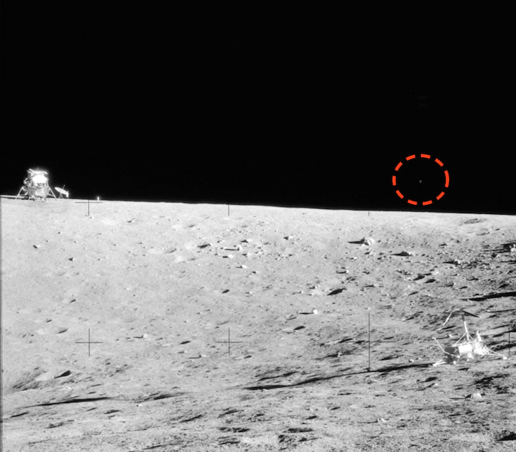 阿波罗12号和15号照片发现不明飞行物?