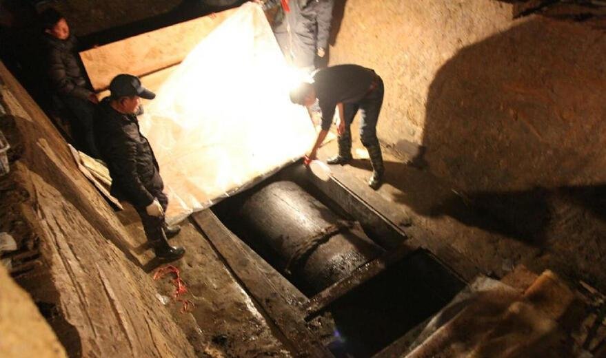 ������Ա���ֹ�ľ��