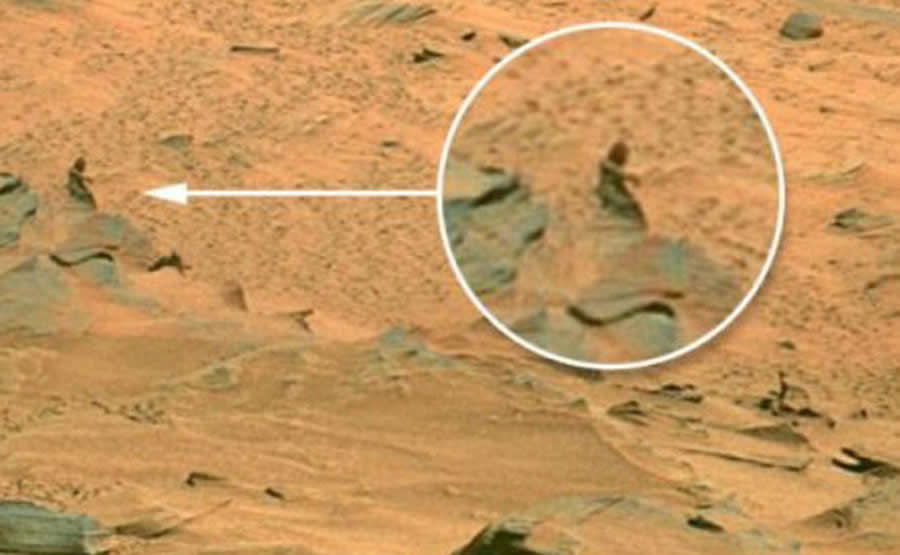 火星上的“女人”,其实只是一块凸起的岩石在特定角度的投影。