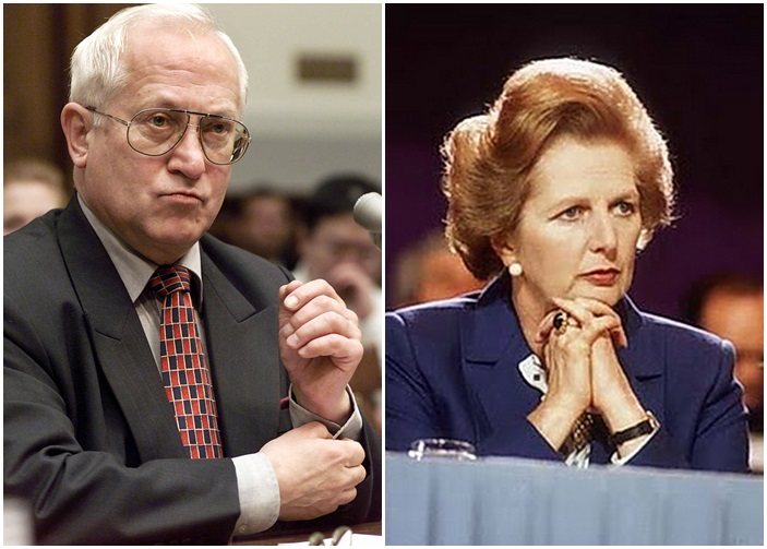 �ļ�ָ����Ϸ�˹��(��)��Ϊ���ж������ṩ����ǰ��������Ϣ��