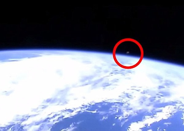NASAˣ̫վֱгUFOͻȻж