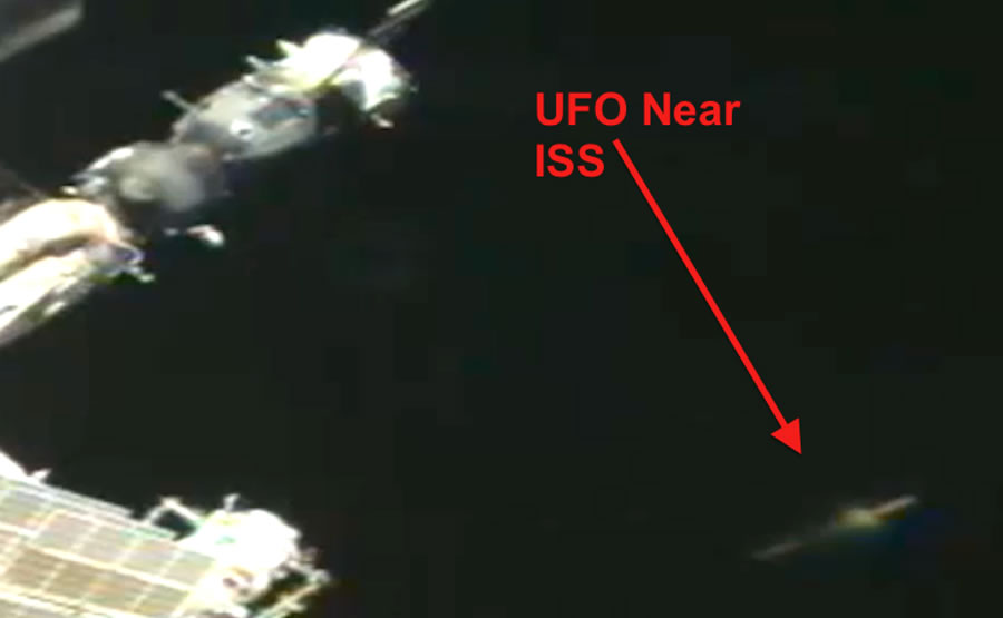 事实上,美国政府对不明飞行物的调查由来已久,在1948年就启动了几起不明飞行物调查,多数飞行器被认为是冷战时期制造的飞行器。在“蓝皮书计划”中披露了1.2万起不