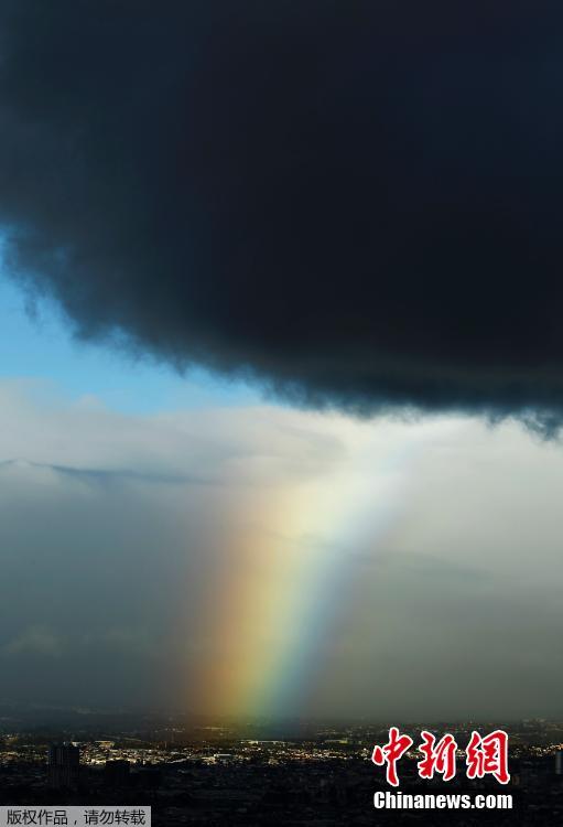 �Ű�ʥ�����С�Ү�չ⡱�ʺ紩͸����