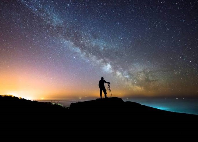 �����ضԻ��ص����ж��ӣ������ڵ�������ҹ���Ǻ��ա�