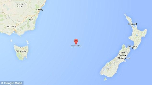 物理海洋学家哈珀-西蒙斯(Harper Simmons)将塔斯曼海东海岸比作是研究深海潮汐的“天然实验室”。潜波在海底穿行的距离可达到2414公里(1500英里