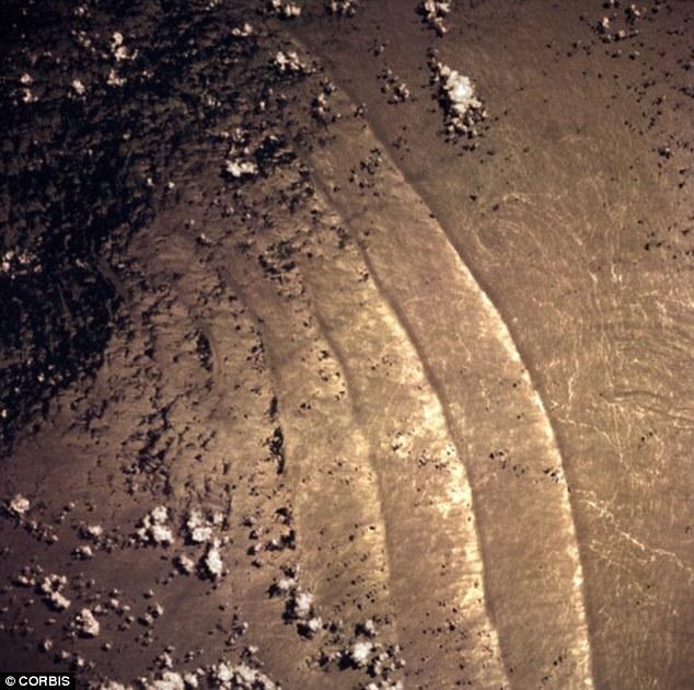 潜波被认为对于海洋健康至关重要,有助于理解潜波能量如何消散,形成更精确的气候模型。