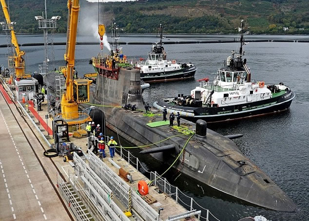 ��˹������Ӣ����Ǳͧ