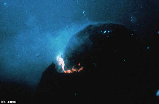 ֪ɽӰ죬ڿǣҲӰ캣ɽ¡Ĳʿ˵