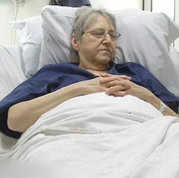 南希.弗兰克两周前入院接受治疗。