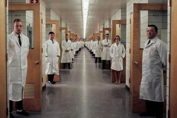 朔恩是久负盛名的贝尔实验室的一员。