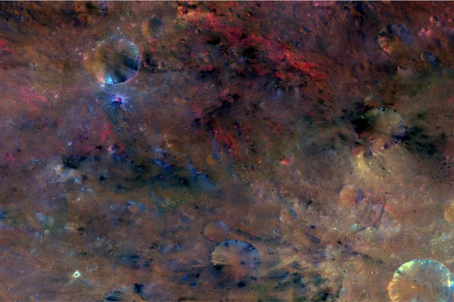 ������α����Ƭ����ѧ�ҿ��ԴӲ�ͬ����ɫ�зֱ�������Ǳ�������ʹ��ɡ�