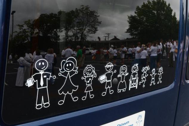 研究发现,被父母过分看重的儿童可能出现自恋的特征