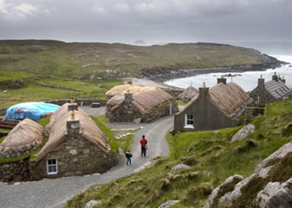 苏格兰(图)西北部在日全食时将失去9成8的日光。(资料图片)