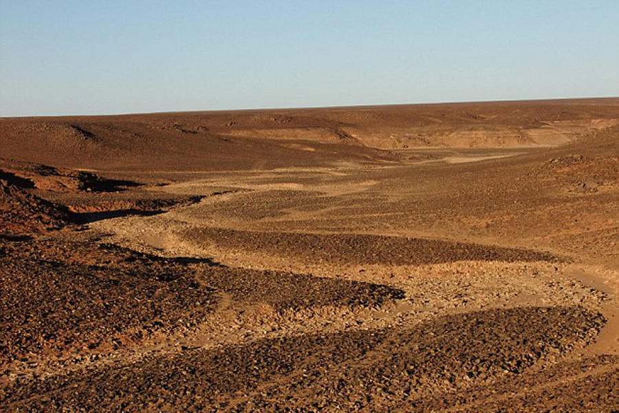 ���Խ��Ŵ�ѧ�Ŀ���ѧ�����������ϲ����з��޸��������˴���ʯ���������Ƭ������Ĺ���ʯ����������50����ǰ���������࣬���ǵ�ʱ������Щʯ������������ϵľ�ס������