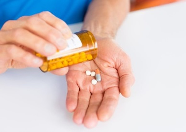 研究发现毋须服食止痛药,触摸自己就能减轻痛楚。