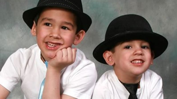 С�ֵܱ�����������