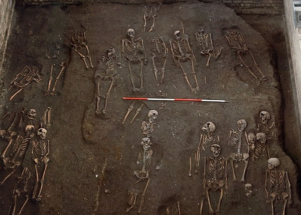 ����������13��15�����ڼ�����