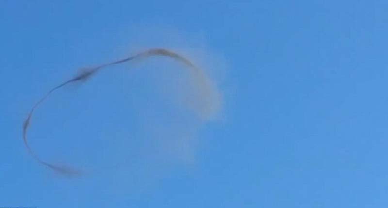 这个神秘黑环令当地人感到十分困惑