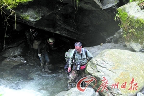 在墨脱的深圳民间探险者李成