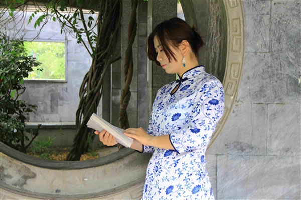 ���ϴ�ѧ������Ů������ͮ����ҪΪ��������