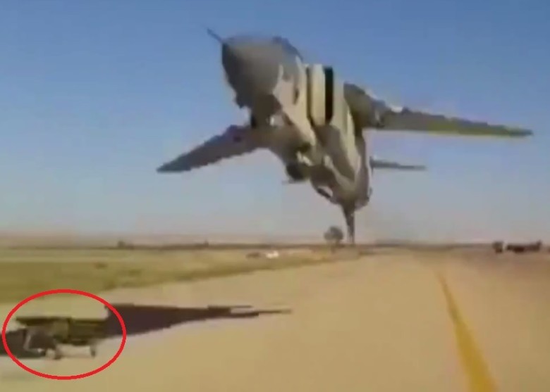 ���ӣ���Ȧ���ŵñ�ͷ���ڵ��϶�ܣ�ս������ͷ������2���ӹ���Х��ȥ��