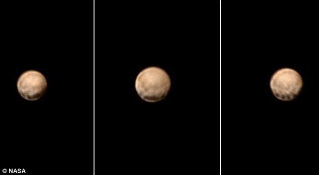 冥王星左侧赤道处有一条不规则的长条形黑色区域,长约3000公里,这是迄今为止“新视野”号探测器拍摄到的冥王星上的最暗区域。在赤道的另一侧,四个更为神秘的“异形”