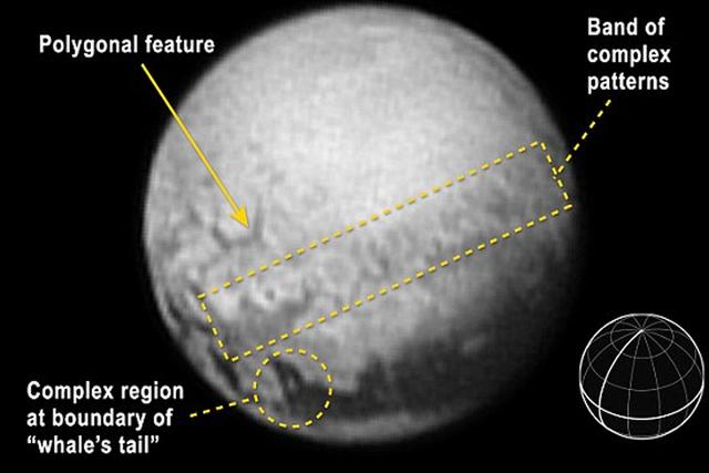 “新视野”号的的远程侦察相机又传回了最新图像,“鲸鱼”和“心形”结构更加明显,但科学家仍然无法判断是如何形成的