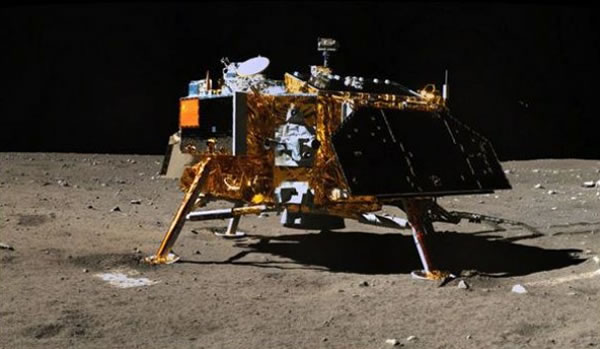中国2013年发射“嫦娥三号”。