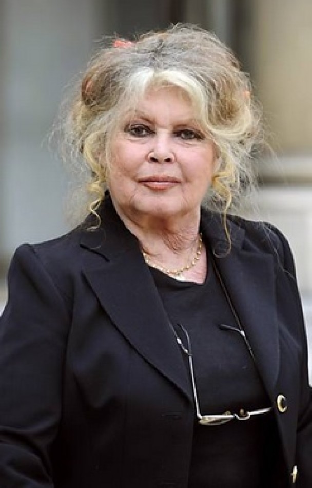 碧姬芭铎强烈反对扑杀野猫计划