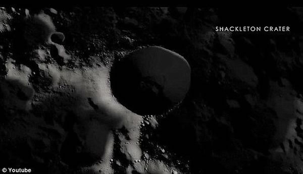 ѡʵҵɳ˶ʯ(Ƭʾ)һ򳡲һȻʢٴɽСɳ˶ʯܱ߻1.4Ӣߵɽ壬ʹֺ