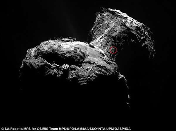 ������Ƭ��OSIRISխ�����������2015��4��12�ա�չʾ���Ǵ˴���7��29�յ��췢���緢������λ��